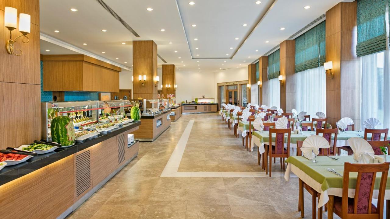 Oezkaymak Select Resort Alanya Luaran gambar
