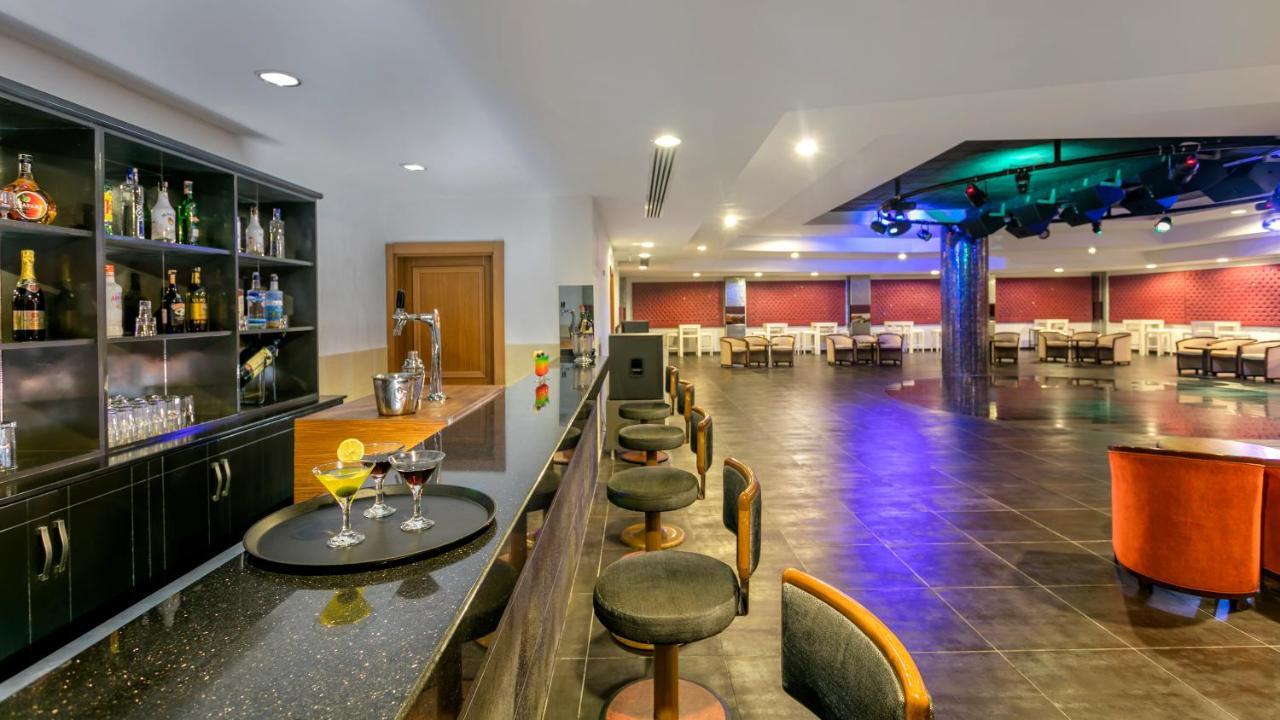 Oezkaymak Select Resort Alanya Luaran gambar