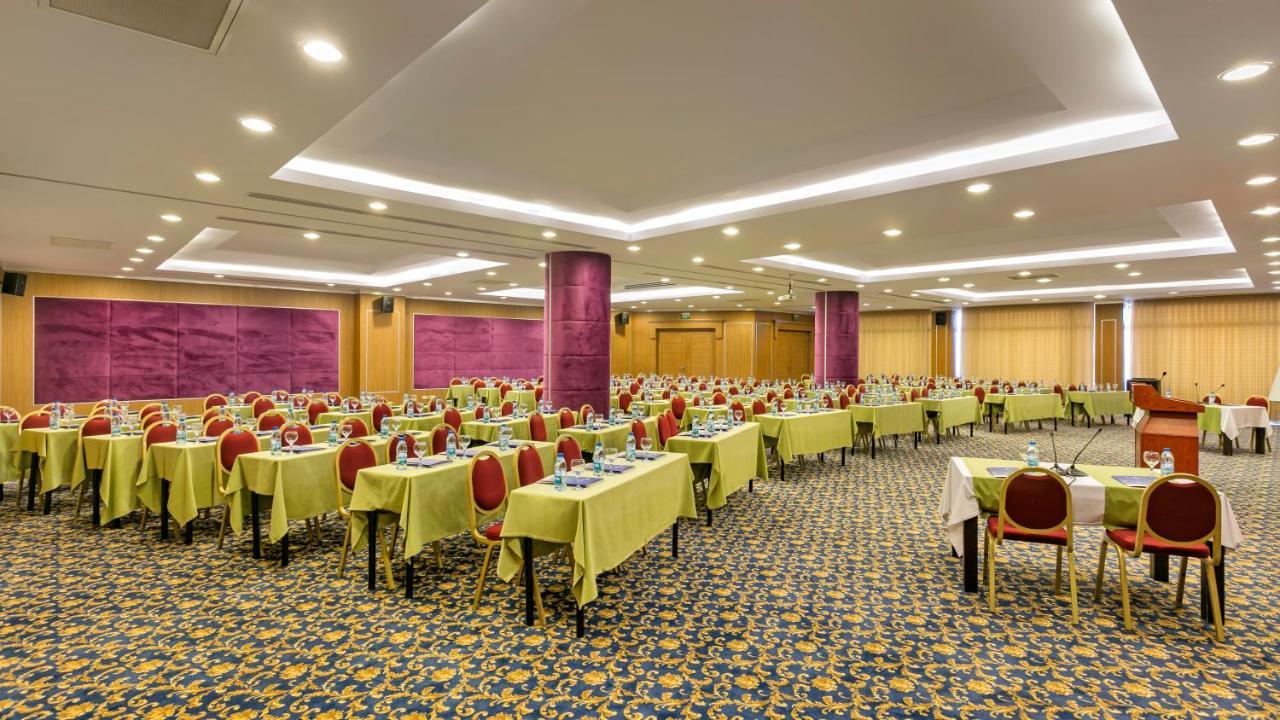 Oezkaymak Select Resort Alanya Luaran gambar